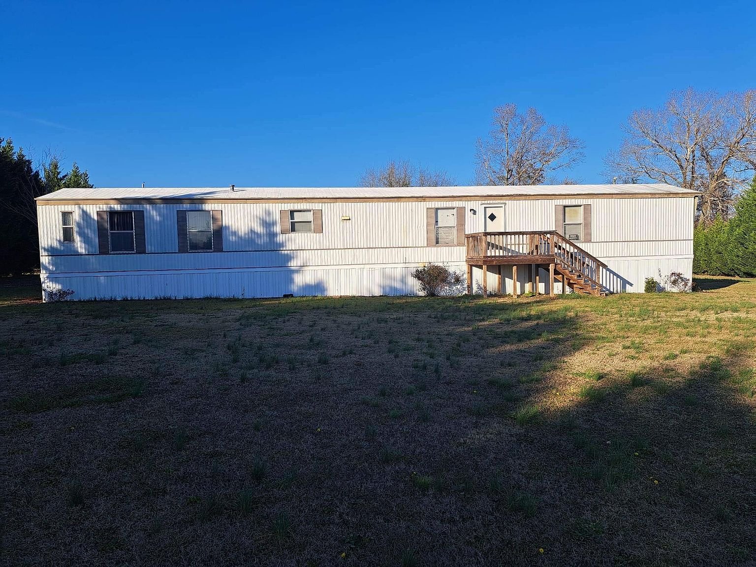 Cheraw House: 81 Black Angus Ln