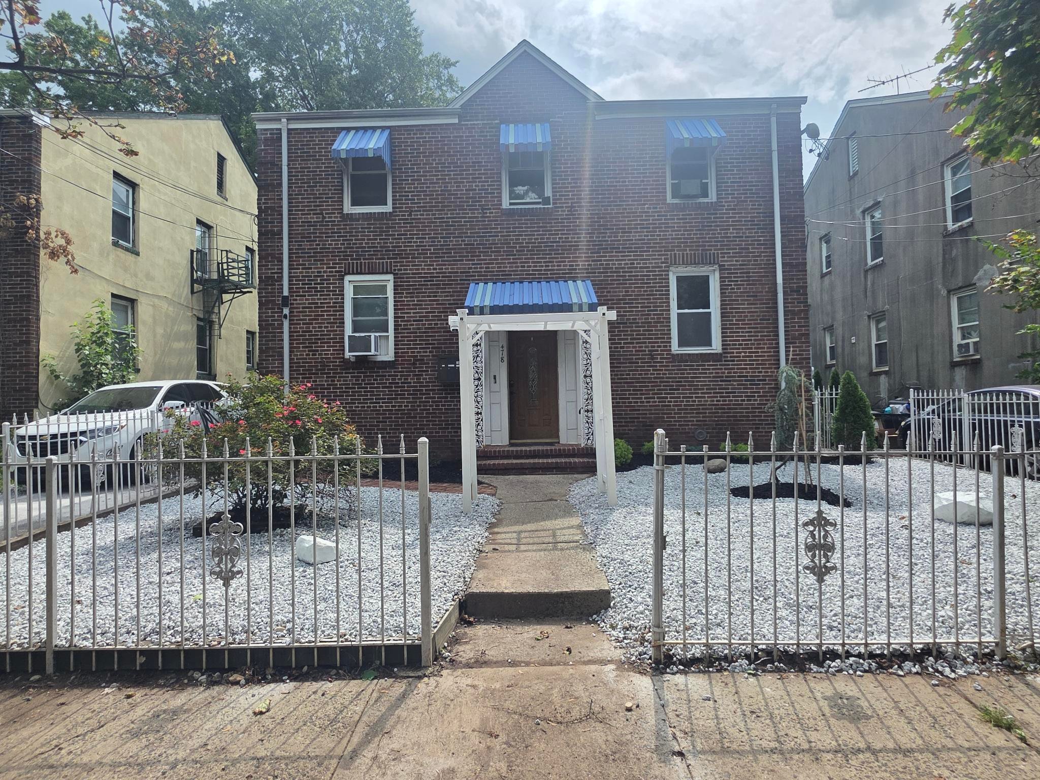 Newark Other: 478 Fabyan Pl