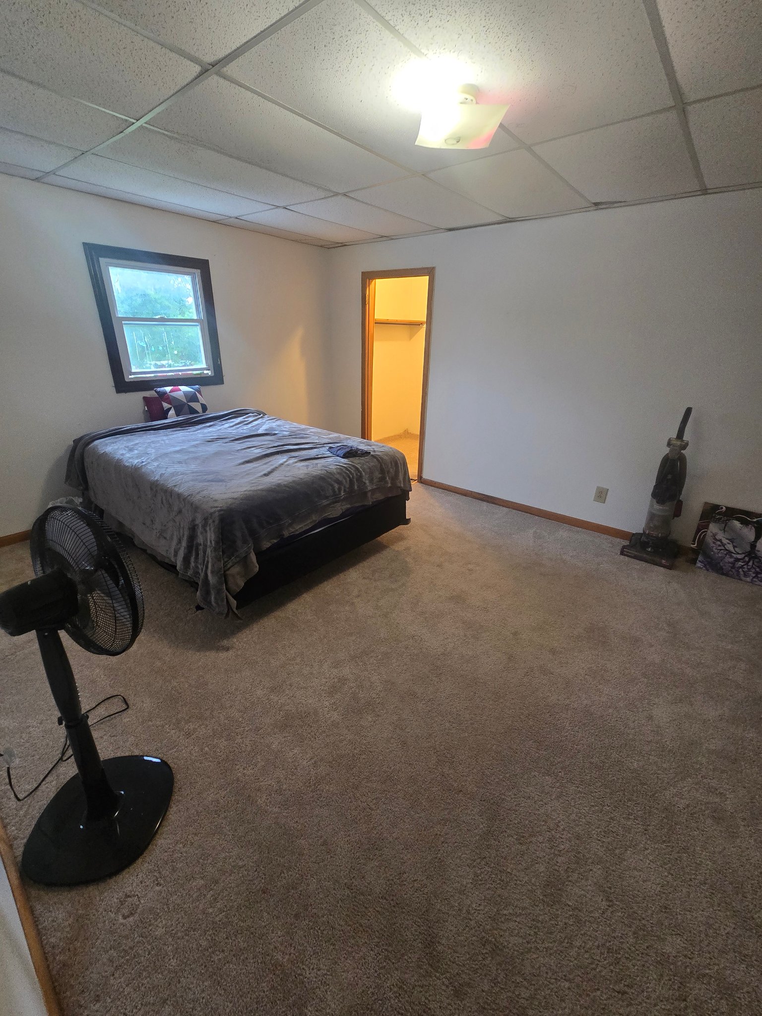 Waterford Apartment: 11 Watertown Rd