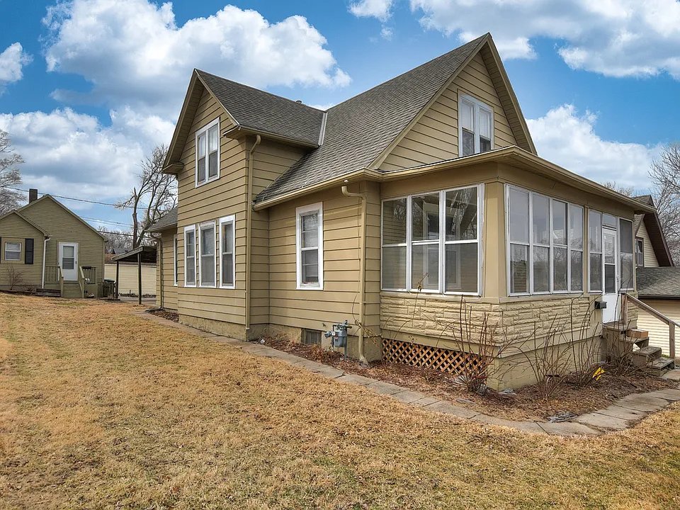 Omaha House: 4663 Marcy St
