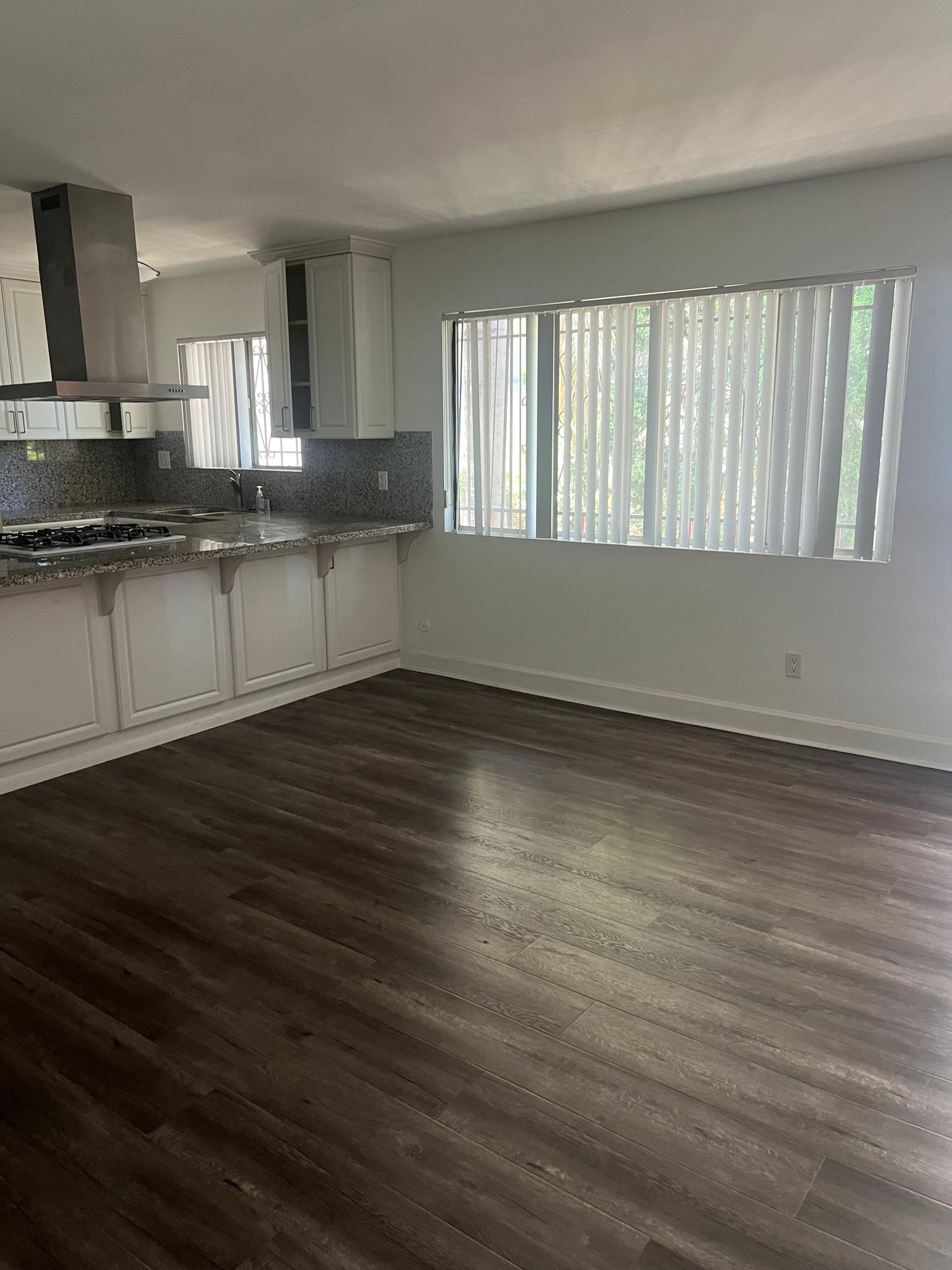 Culver City Apartment: 3845 Motor Ave