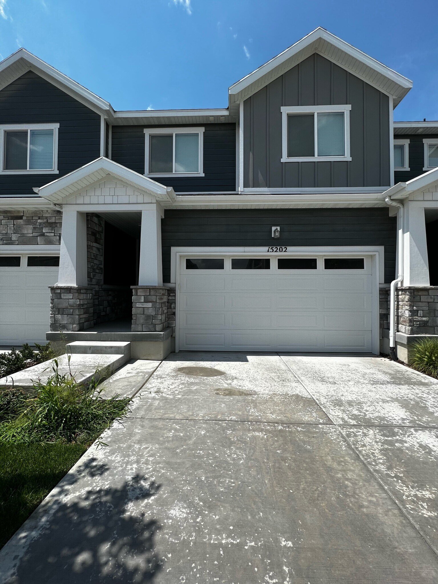Bluffdale Townhome: 15202 S Tack Way