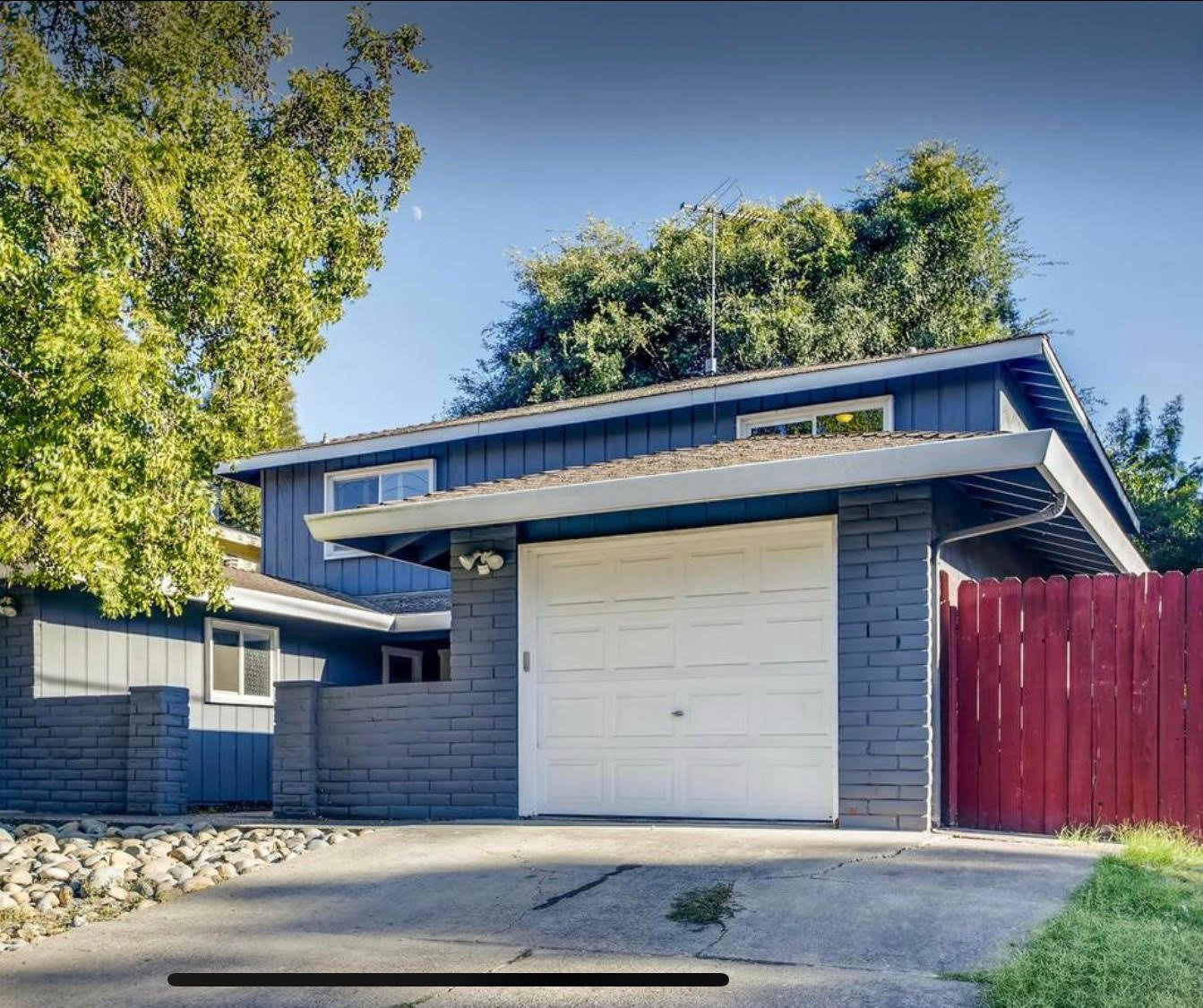 Sacramento House: 2400 Northrop Avenue
