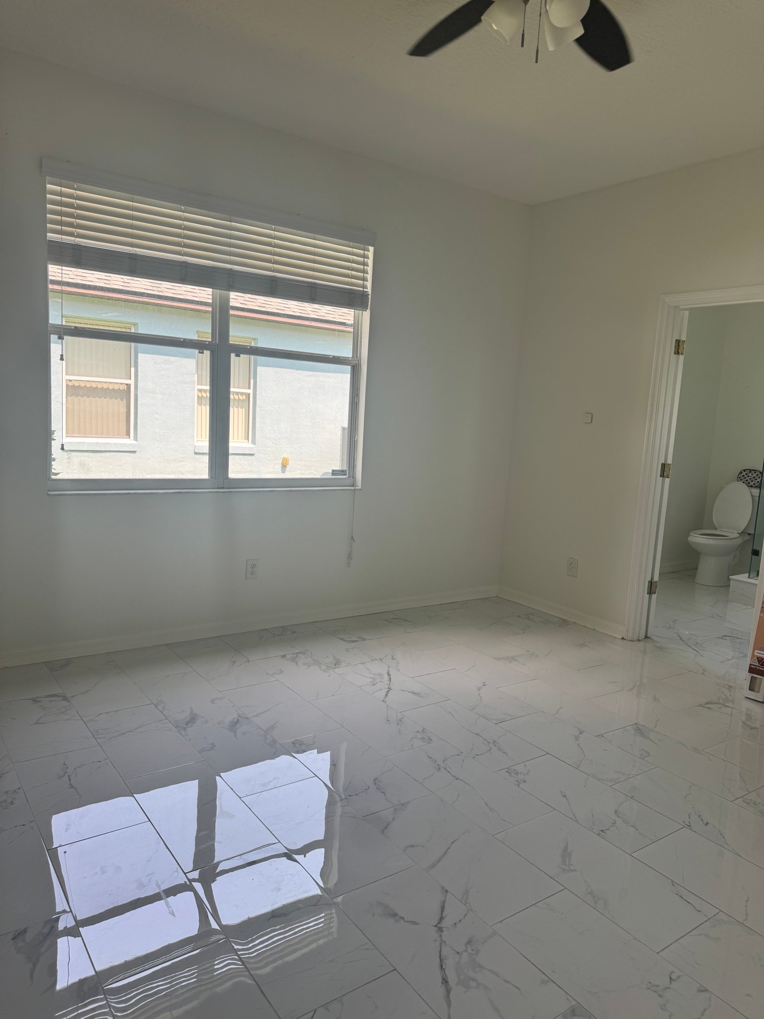 Apopka Single Room: 577 Vicks landing dr