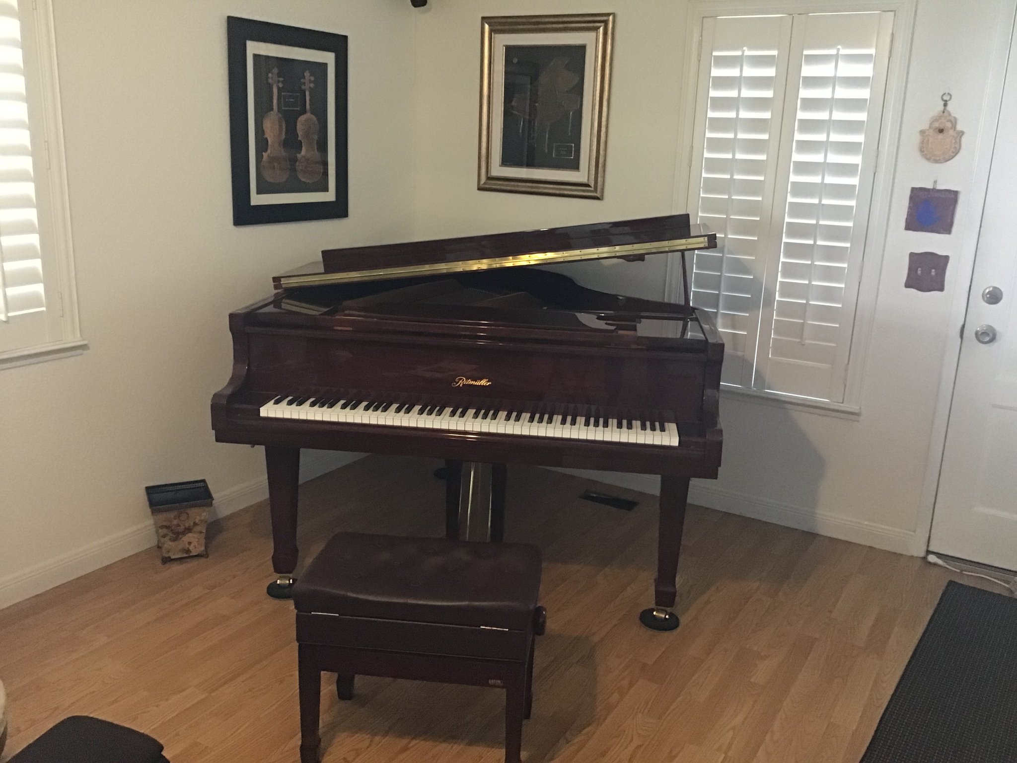 Hillsboro House: 2967 SE Brian St