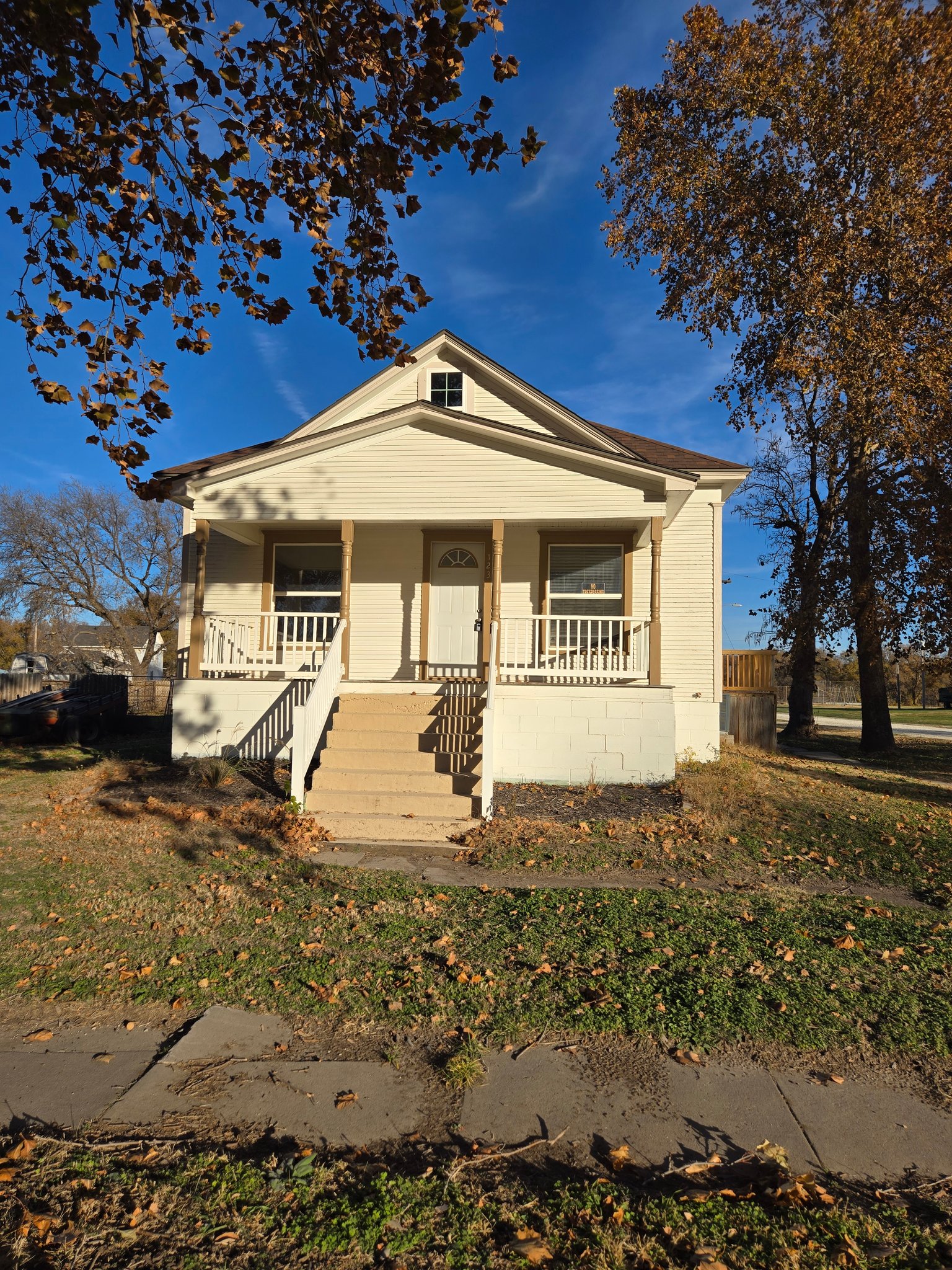 Gypsum House: 123 King St