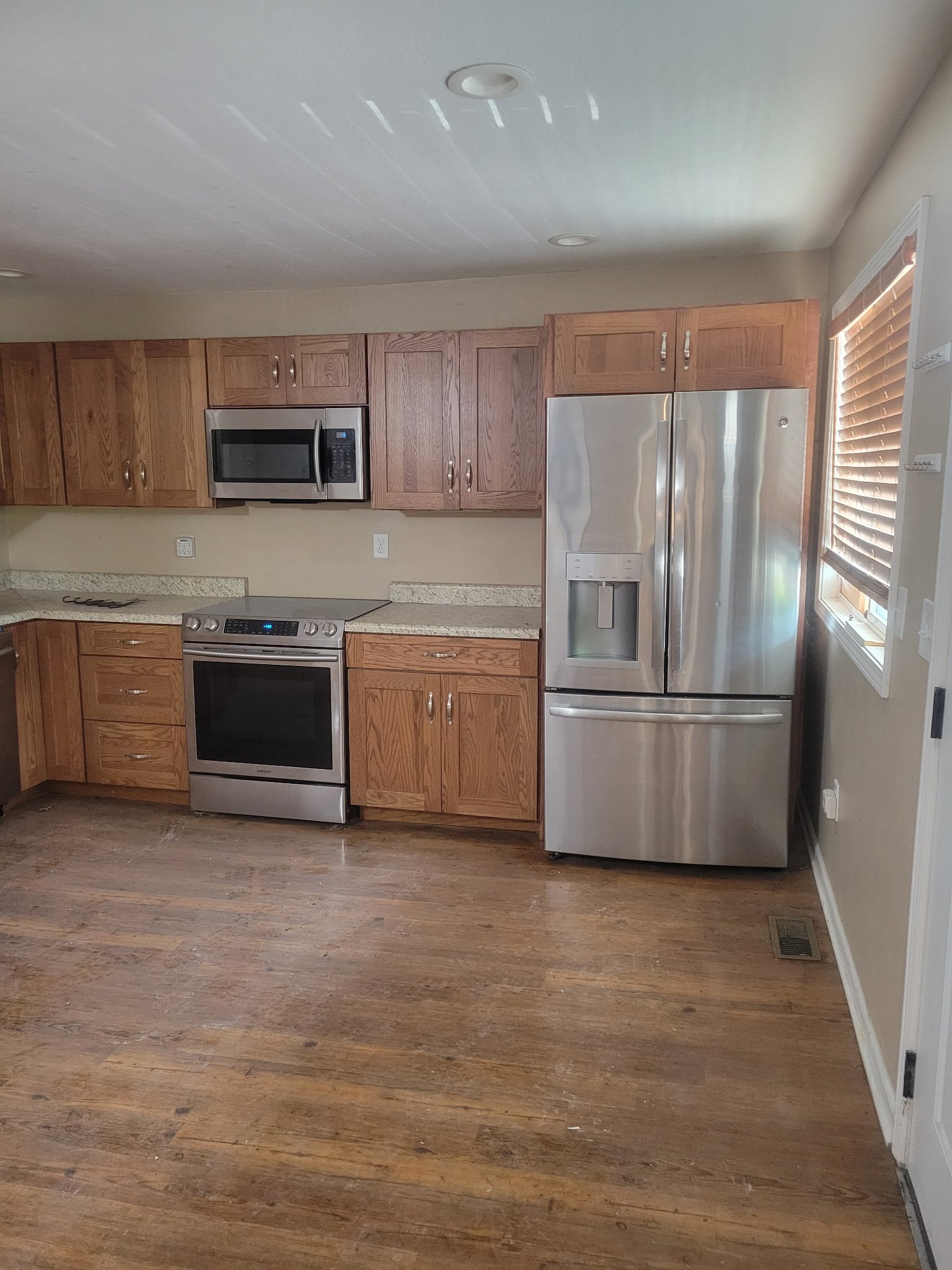 Glasgow Other: 1200 Randolph St