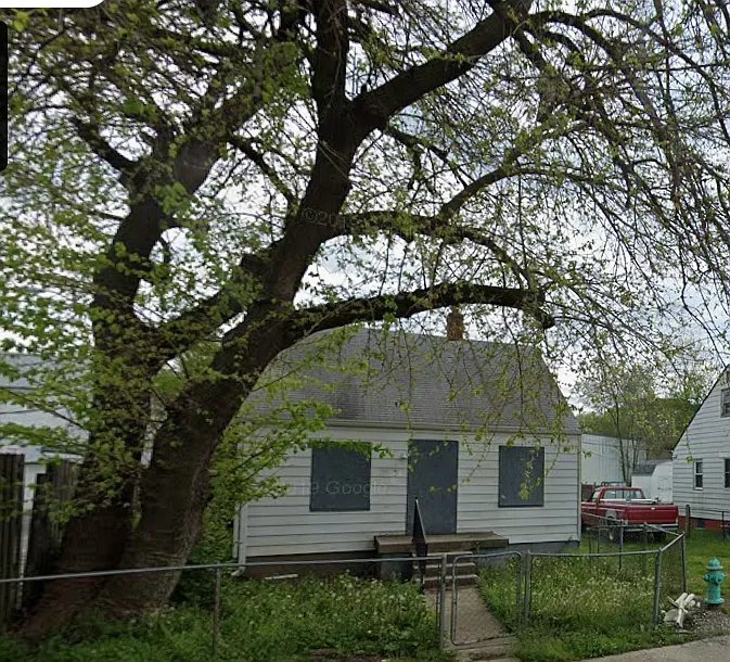 Indianapolis House: 655 N Alton Avenue