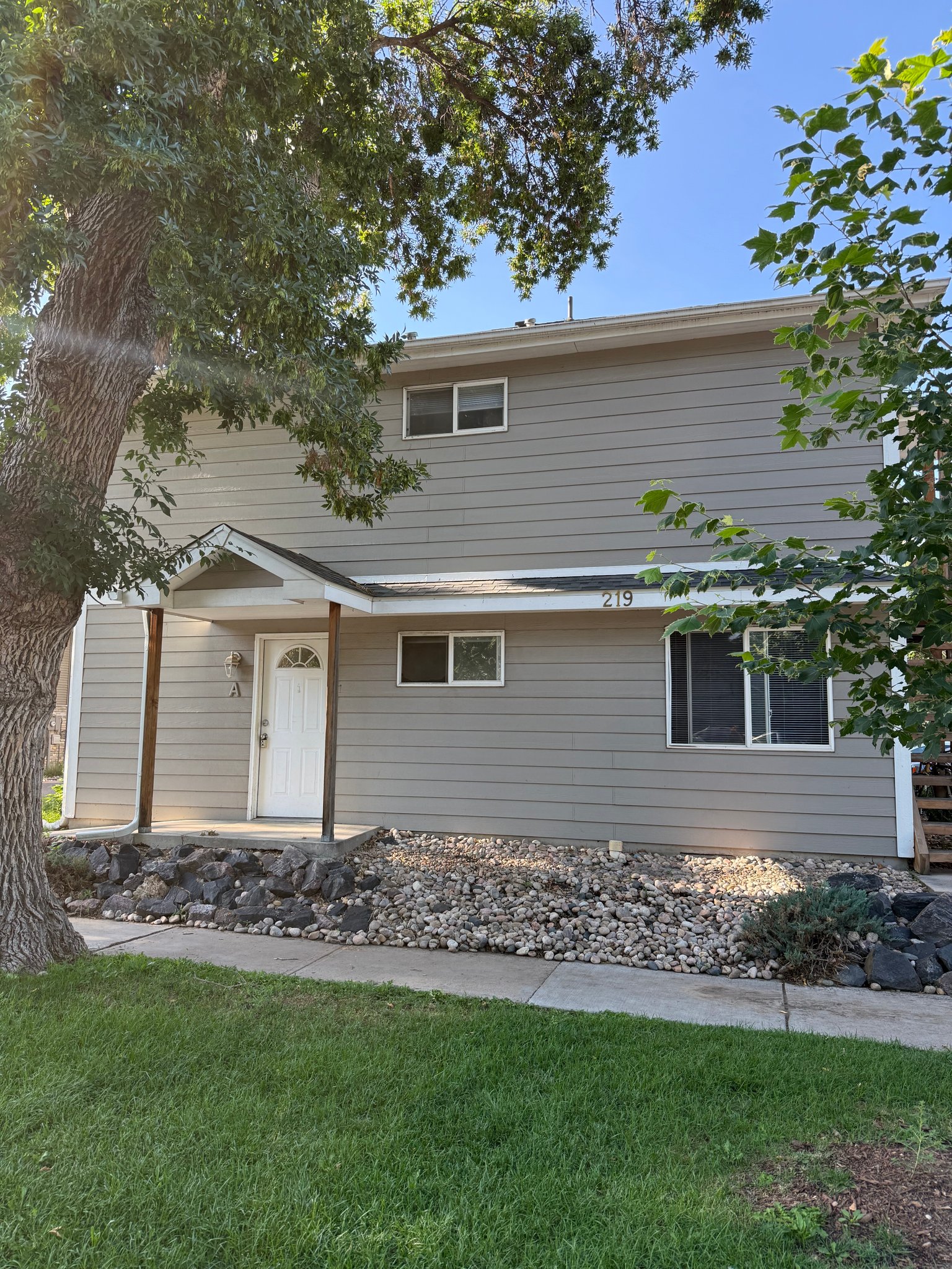 Fort Collins Apartment: 219 W Myrtle St