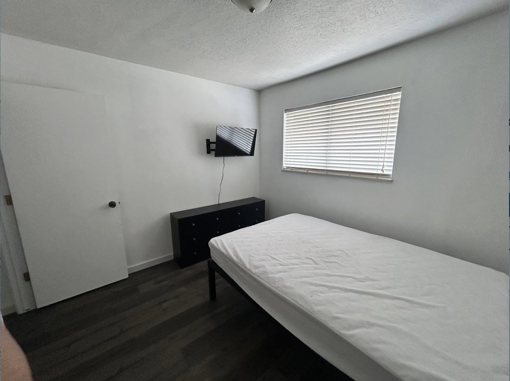 Albuquerque Single Room: 3600 Eubank Blvd NE