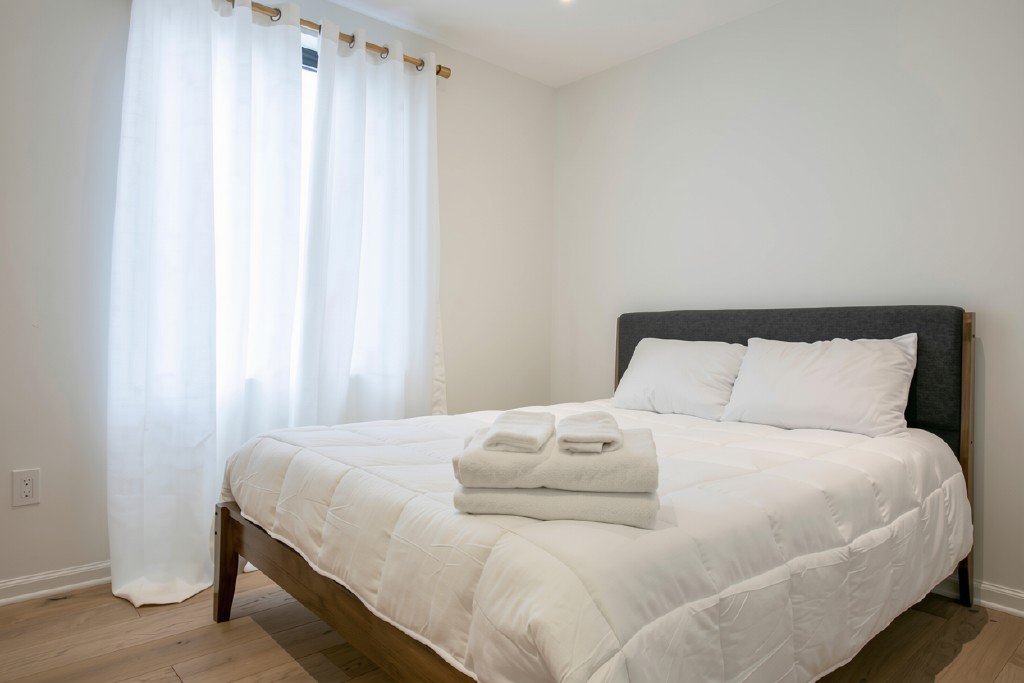 Washington Single Room: 1321 I St NE