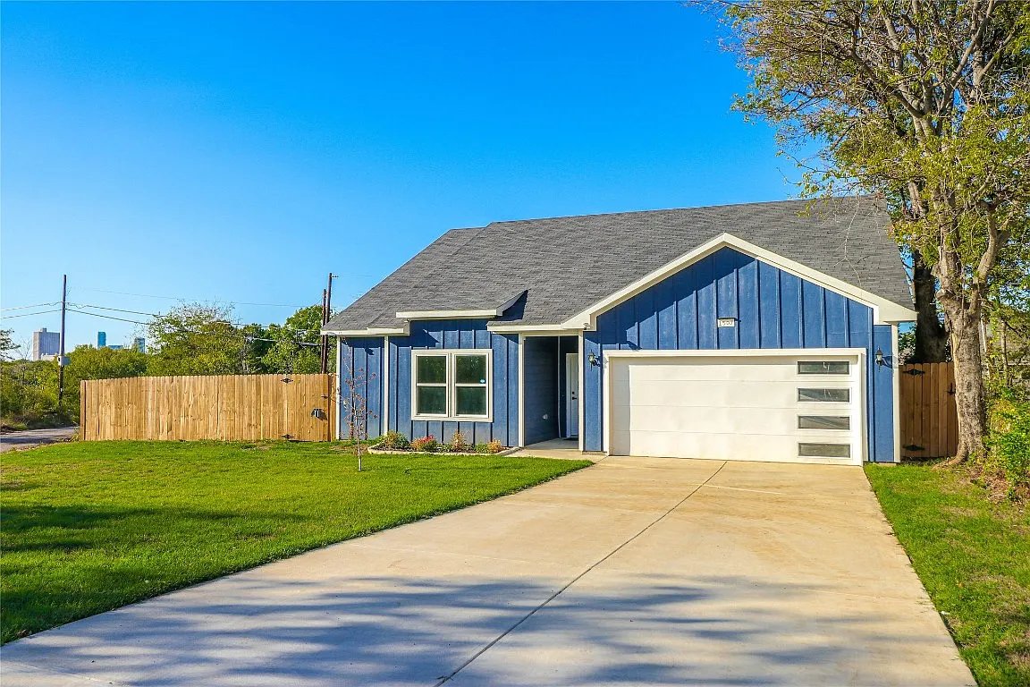 Fort Worth House: 1507 E Magnolia Ave