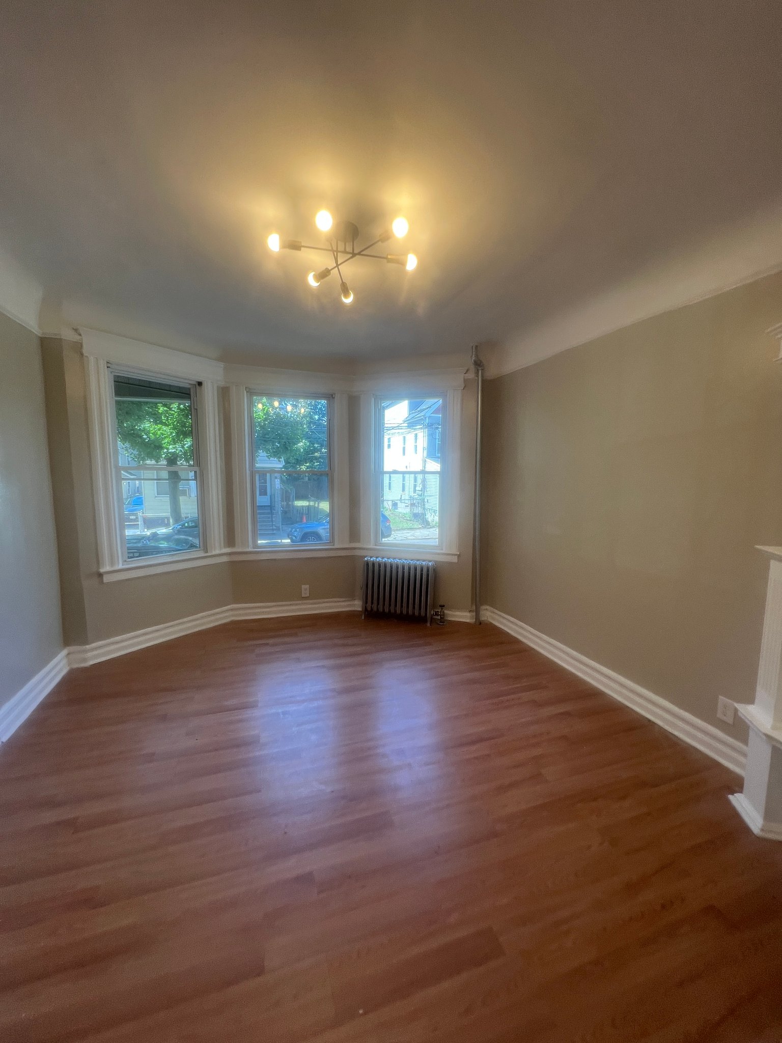 NEWARK Multiplex: 810 S 16TH ST