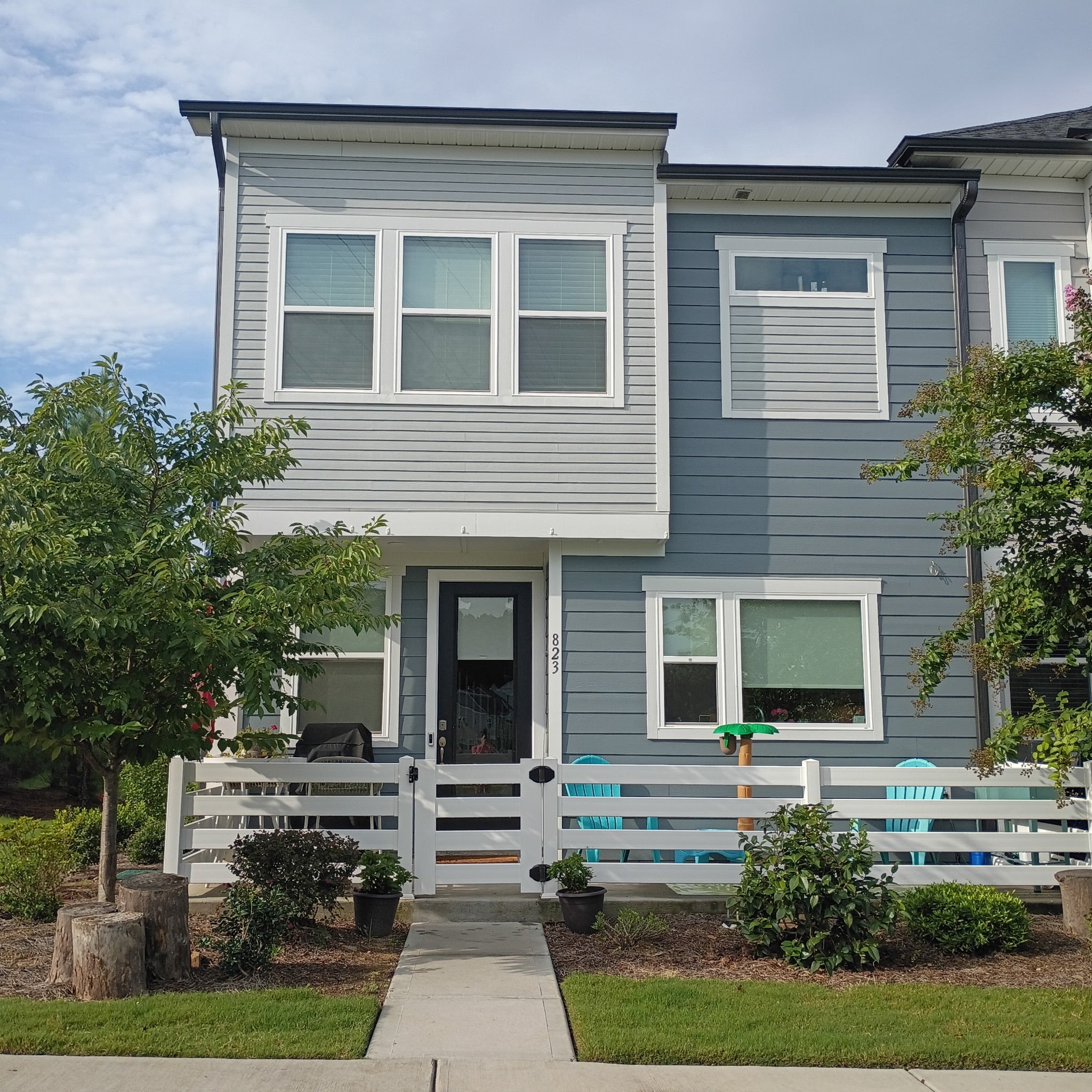 Charlotte Townhome: 823 Redd Aly