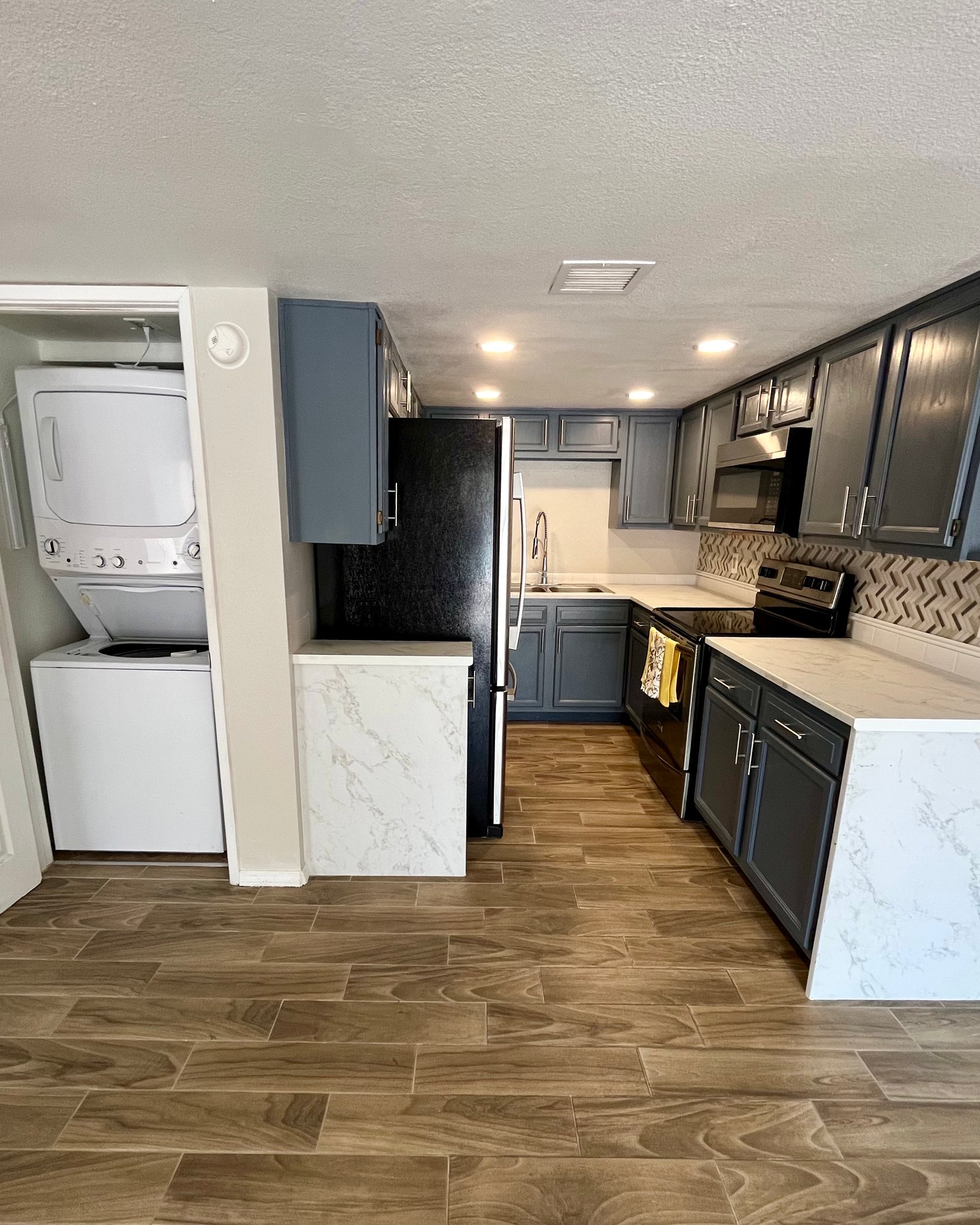 Phoenix Townhome: 1828 W Tuckey Lane