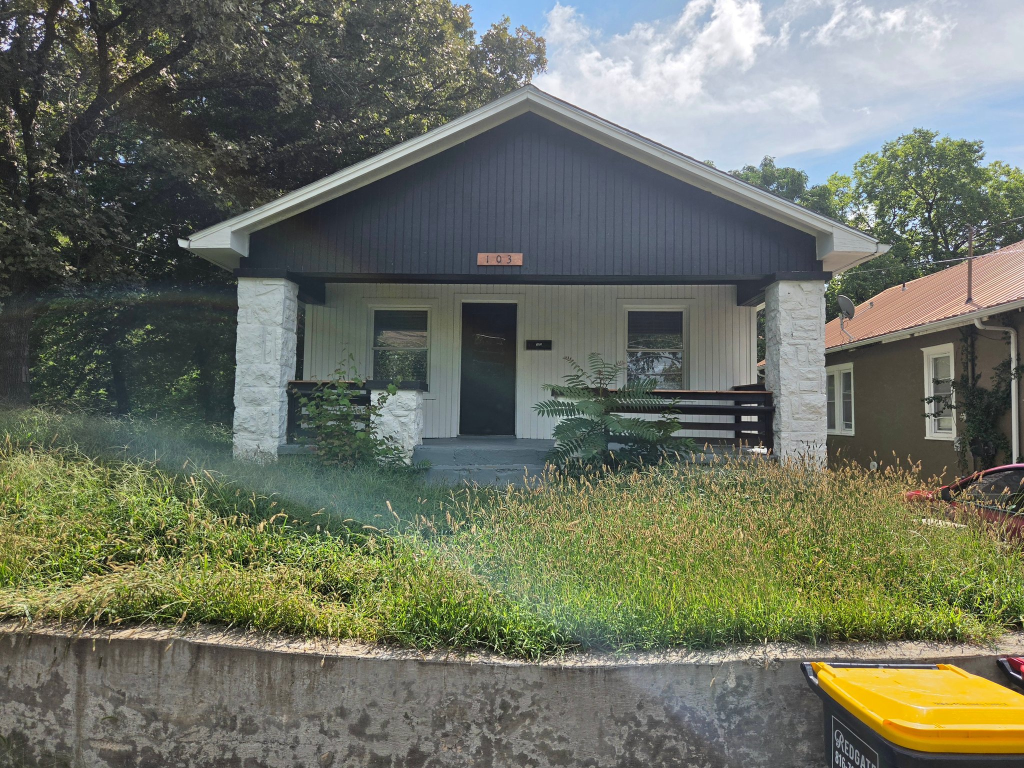 Excelsior Springs House: 103 N Francis St
