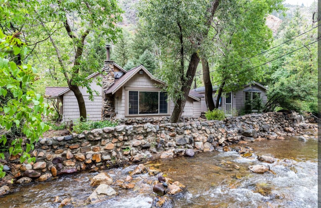 SALT LAKE CITY House: 6820 S MAXFIELD DR