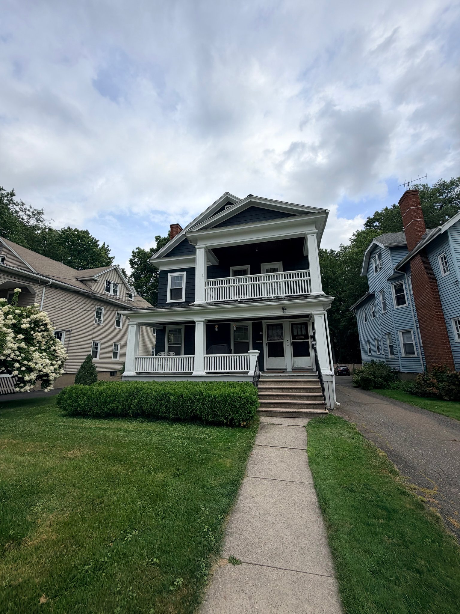 West Hartford Multiplex: 142 Maplewood Ave