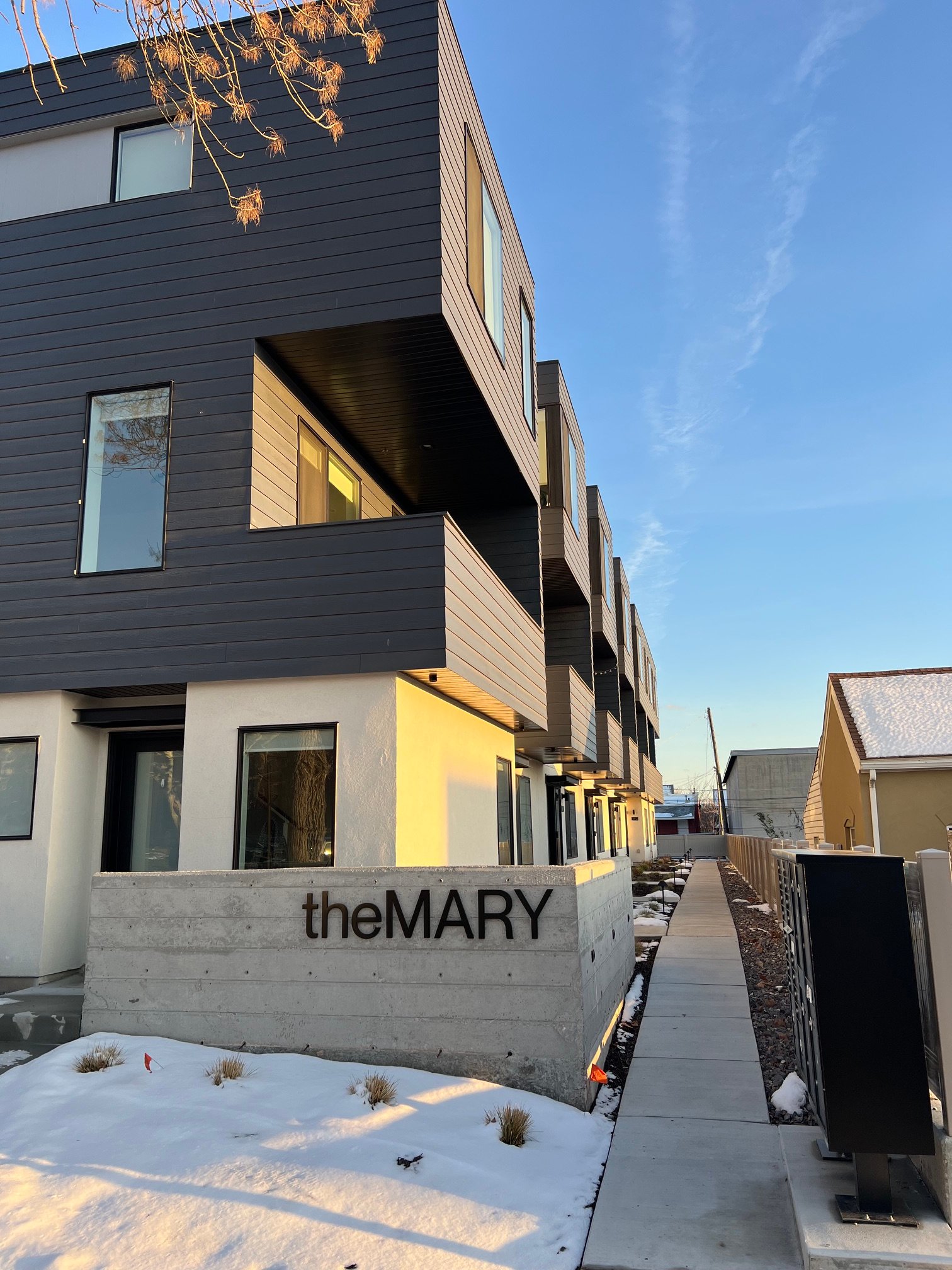 Salt Lake City Townhome: 351 W 800 N