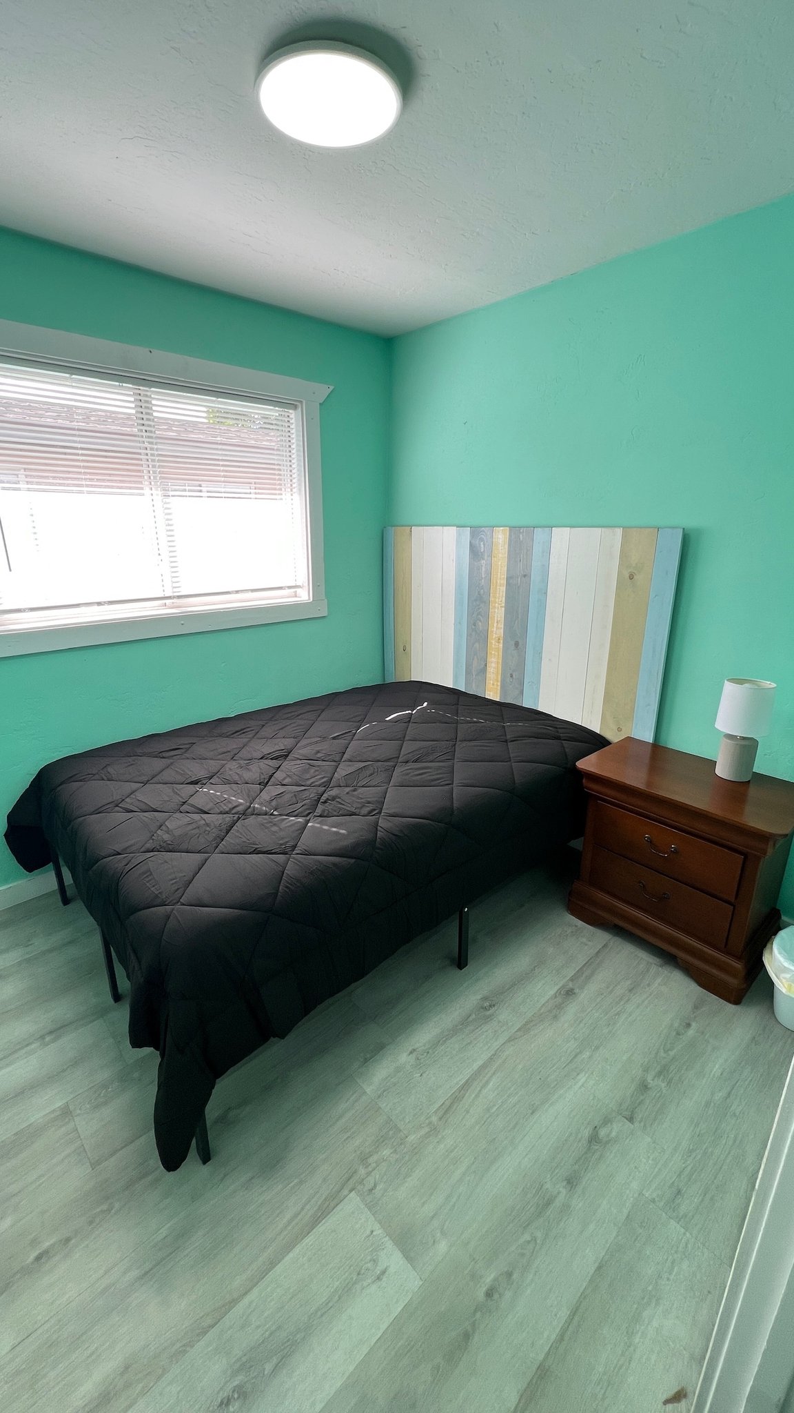 Phoenix Single Room: 3523 W Maricopa
