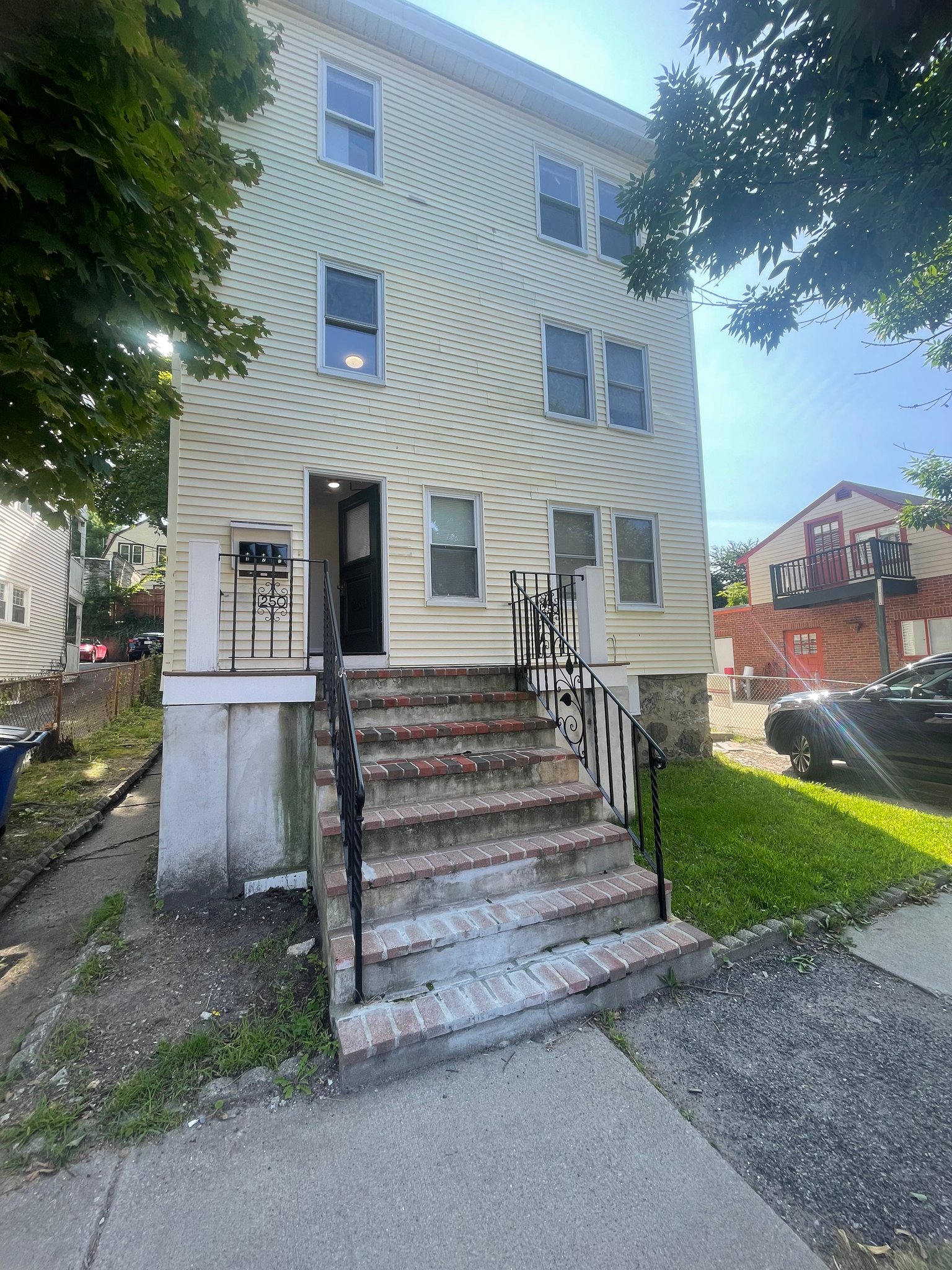 Jamaica Plain Condo: 250 Hyde Park Ave
