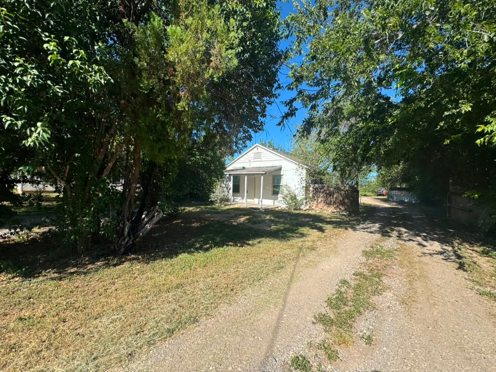 San Antonio House: 210 Roesler