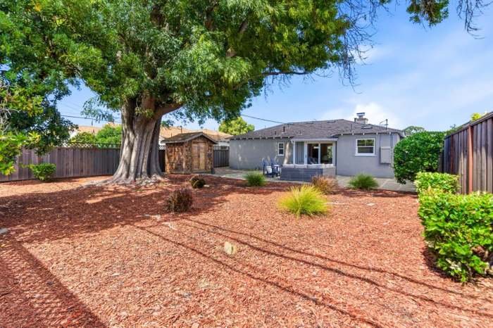 San Mateo House: 3920 Regan Dr