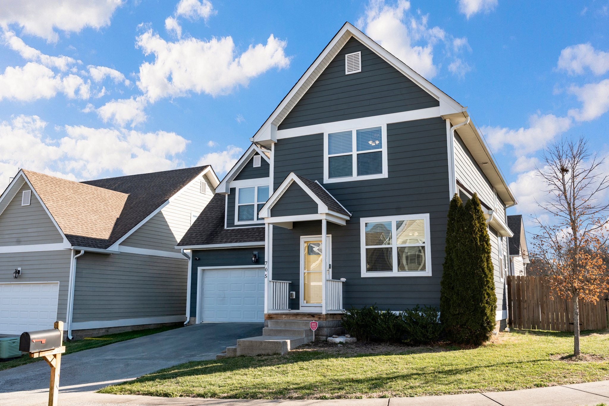 Madison House: 705 Ellie Dr