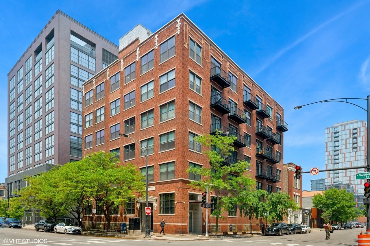 Chicago Condo: 106 N Aberdeen St Unit 4F
