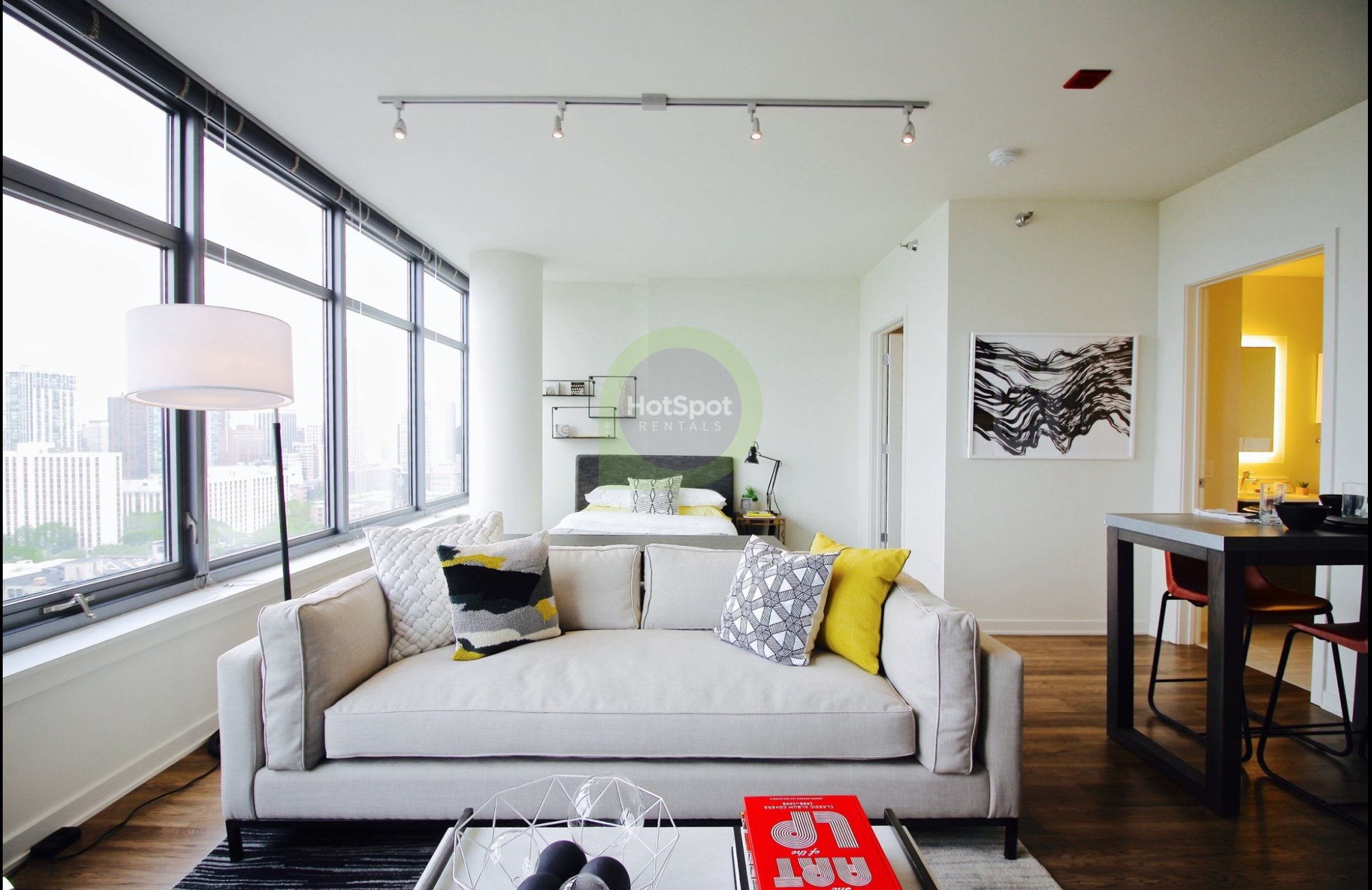 Chicago Condo: 829 N Orleans St