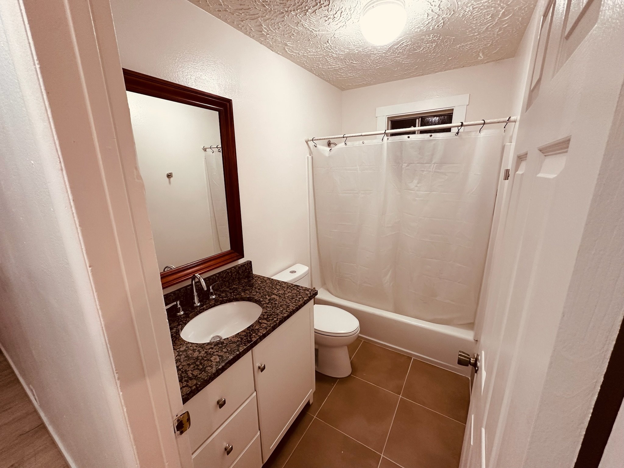 Salt Lake City Single Room: 844 S Roberta St