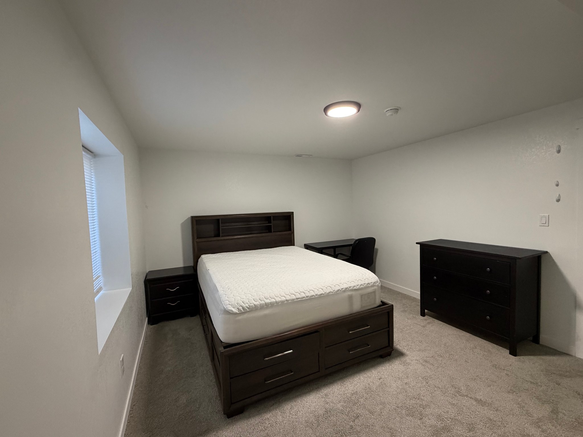 Peyton Single Room: 11610 Cranston Dr