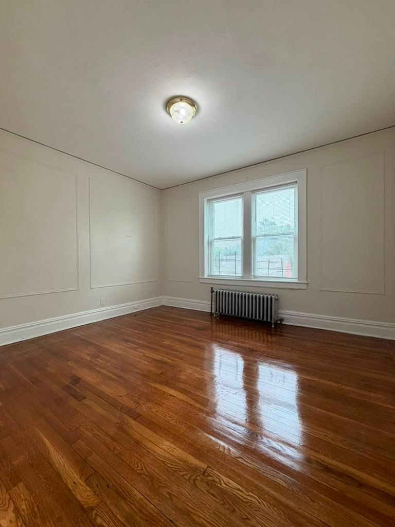 East Orange Apartment: 120 N Oraton Parkway