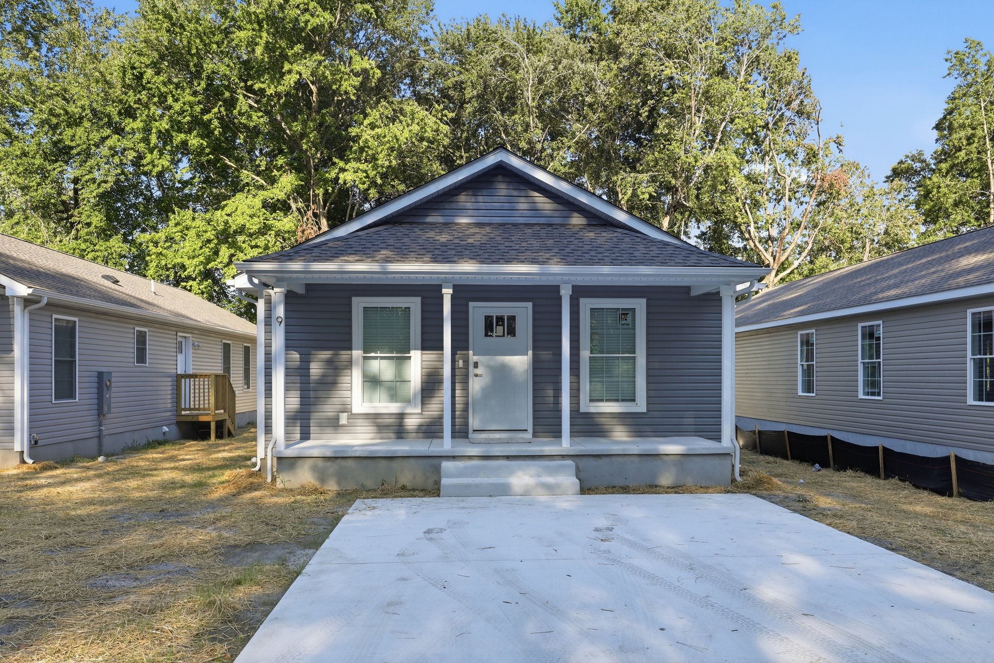 Harrington House: 9 New St.