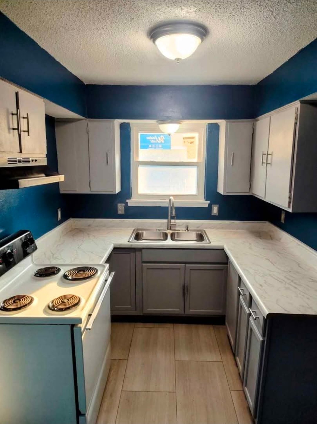 New Orleans Multiplex: 6822 West Coronet Apt