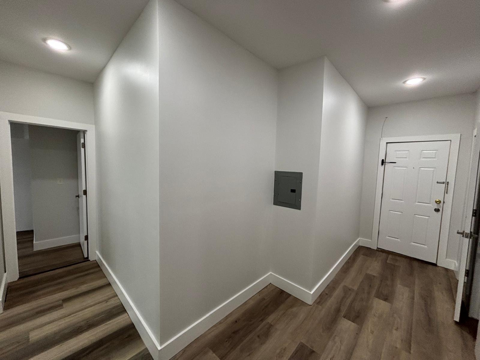 Jersey City Apartment: 242 Claremont Ave