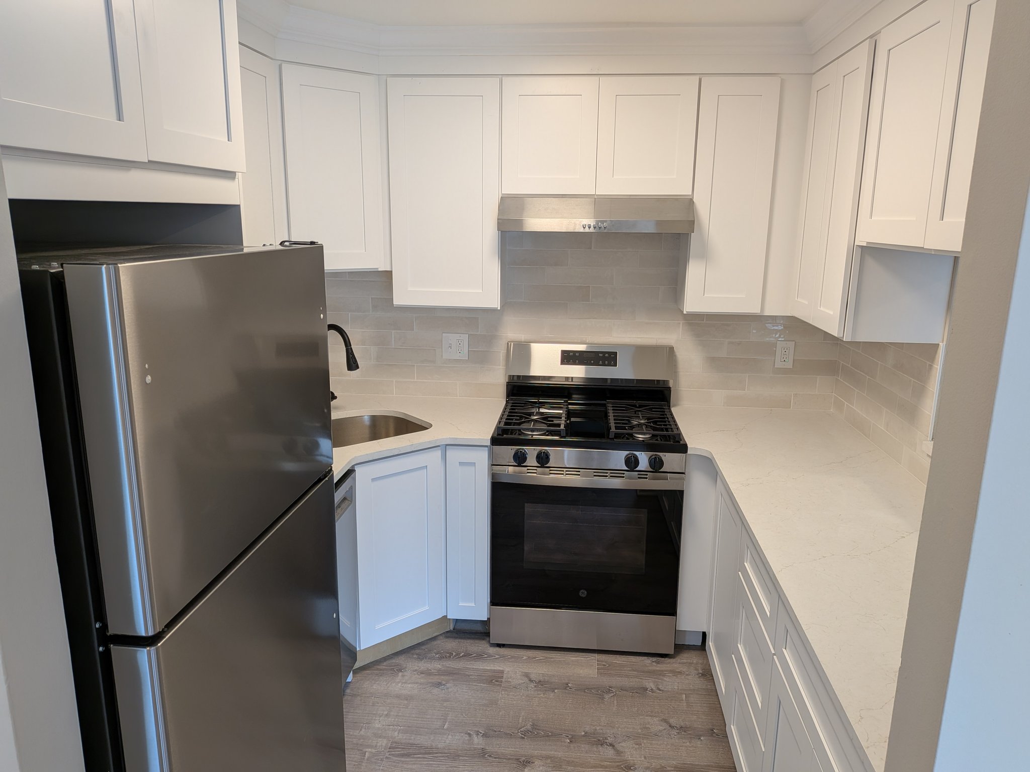 Galloway Condo: 78 Club Pl