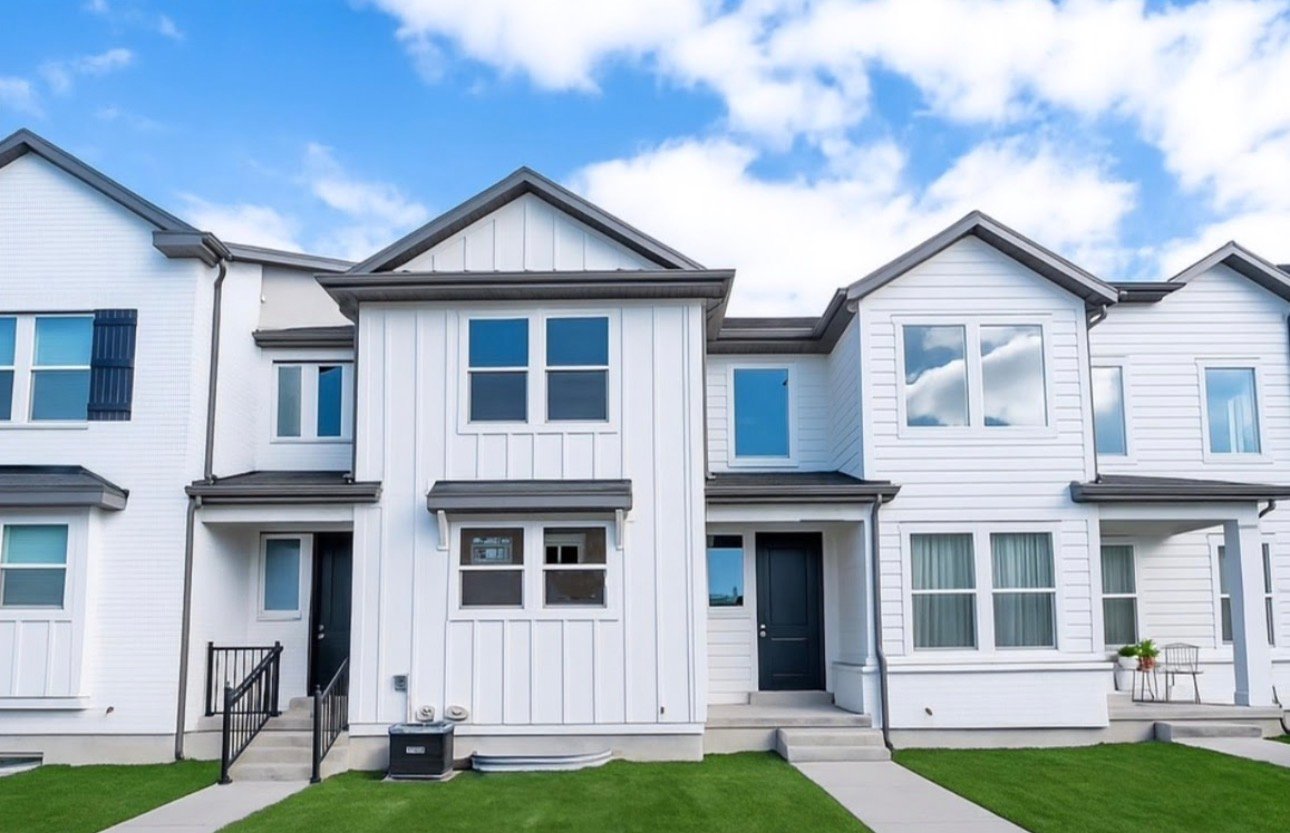 Herriman Townhome: 4364 W Rex Peak Way