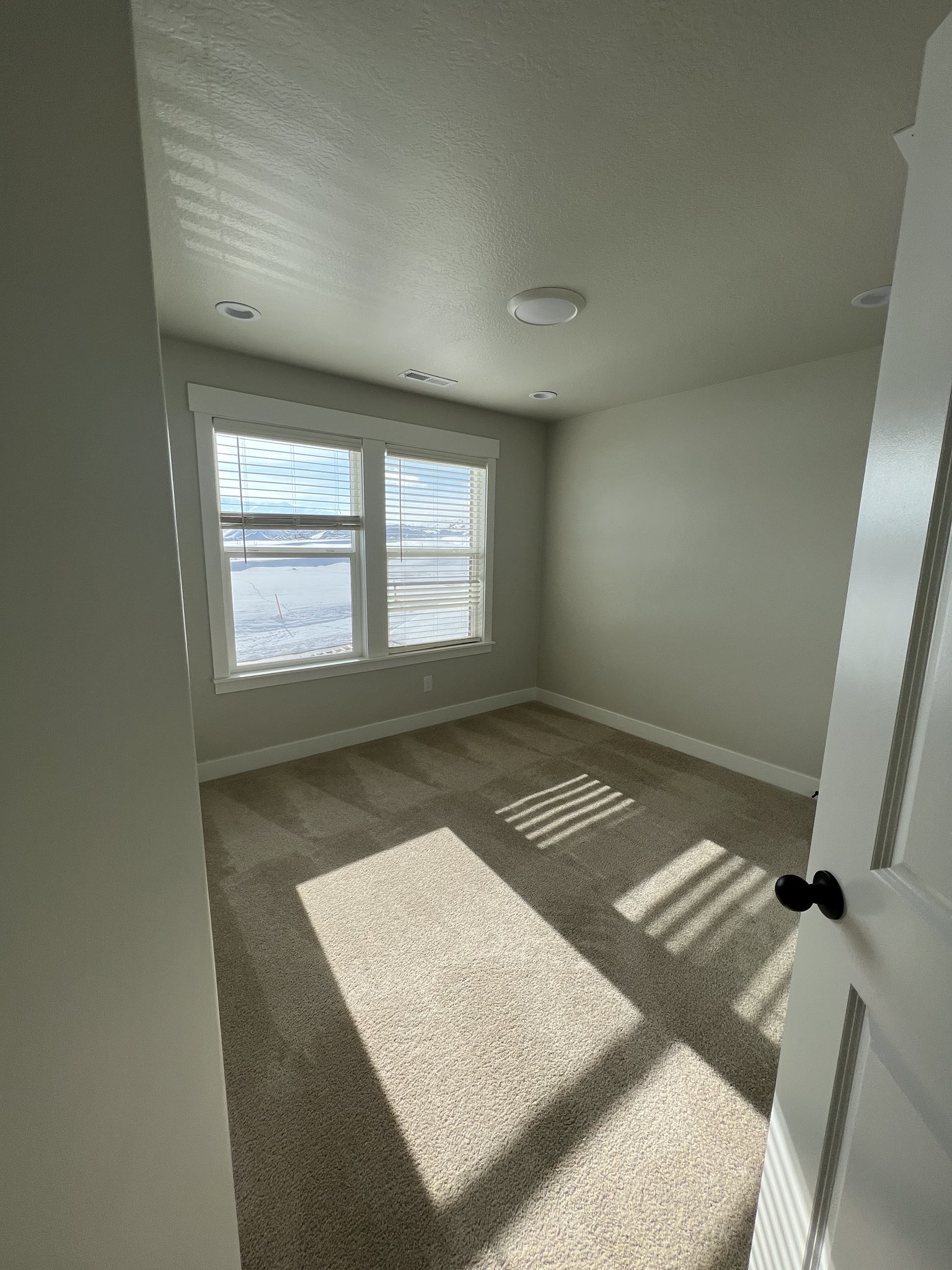 Lehi Single Room: 3898 W Canyon Falls Dr