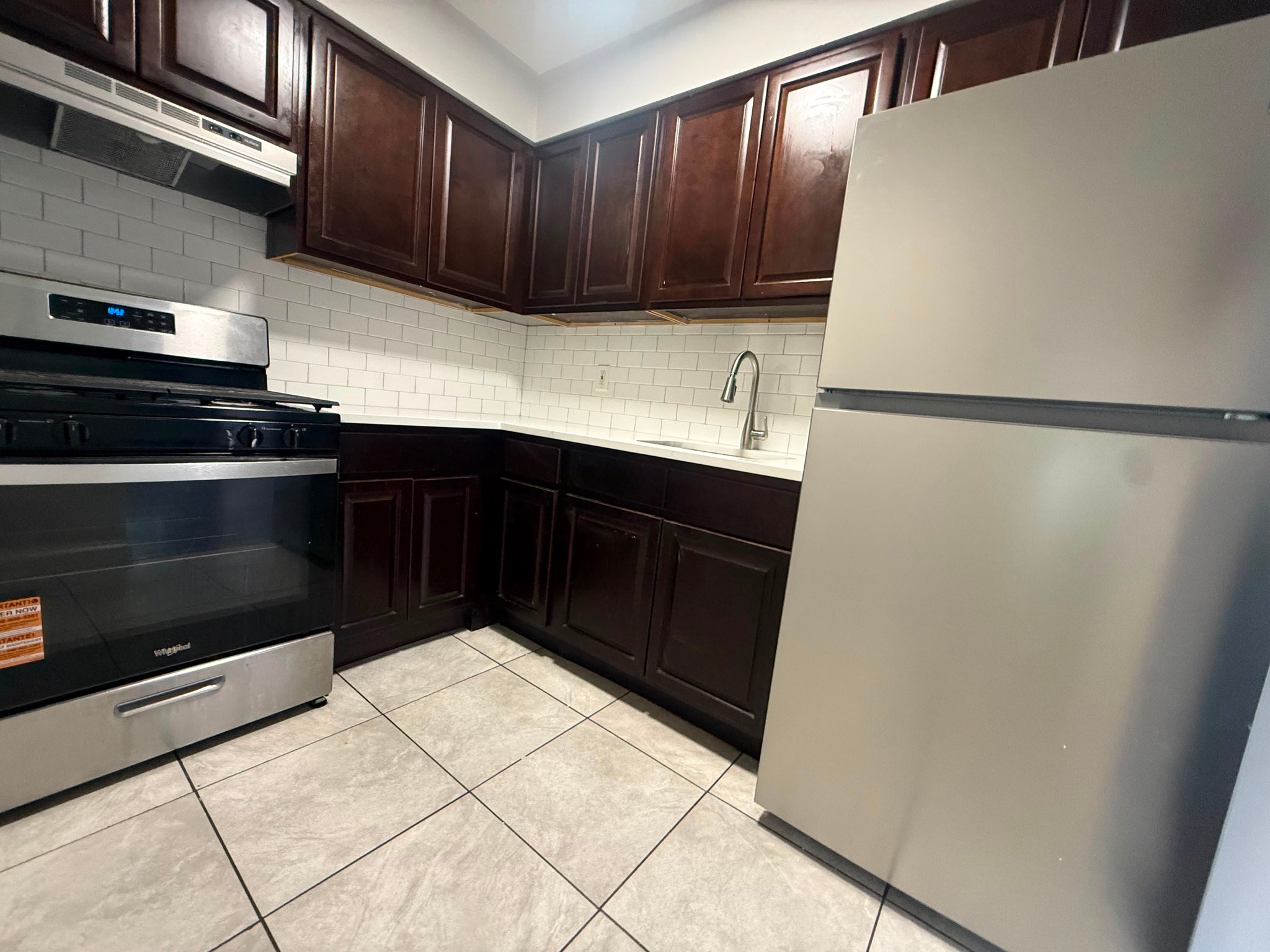Plainfield Apartment: 821 Central Ave
