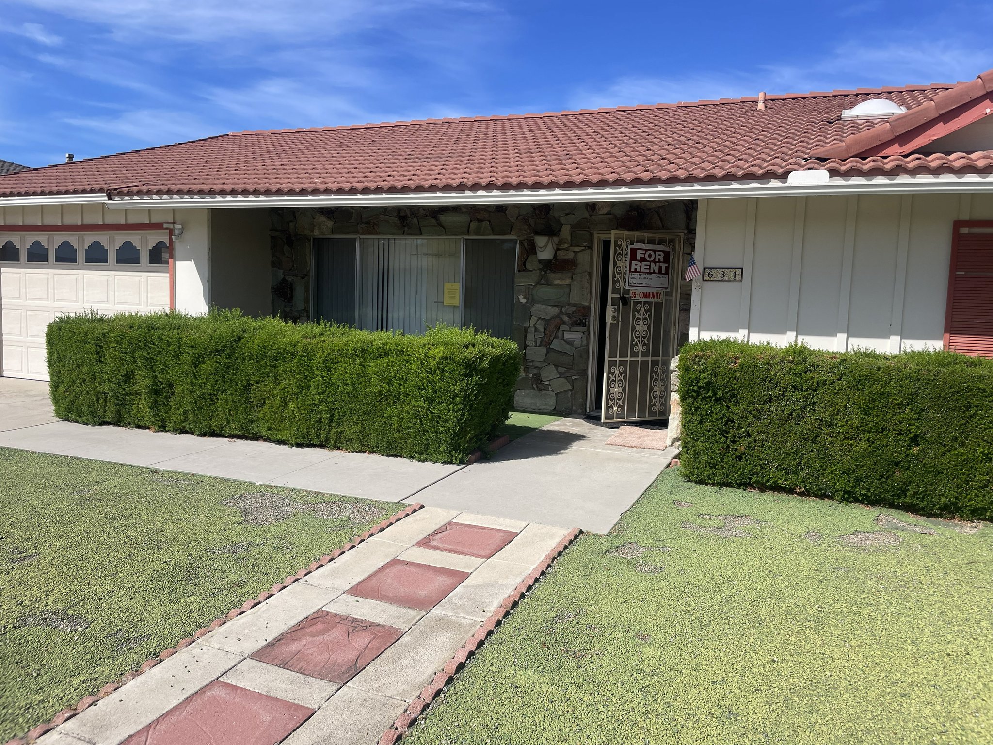 Hemet House: 631 Palomar Dr