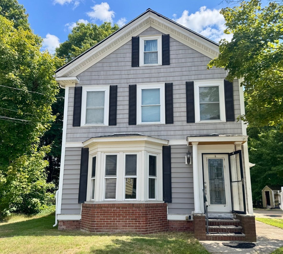 Holbrook Multiplex: 48 Pleasant St Unit 1