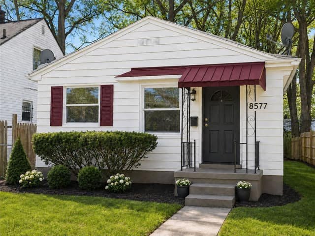 Detroit House: 8577 Mark Twain St