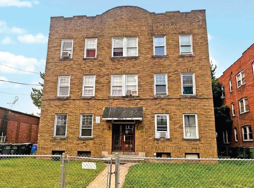 Hartford Apartment: 15-17 Kenneth St