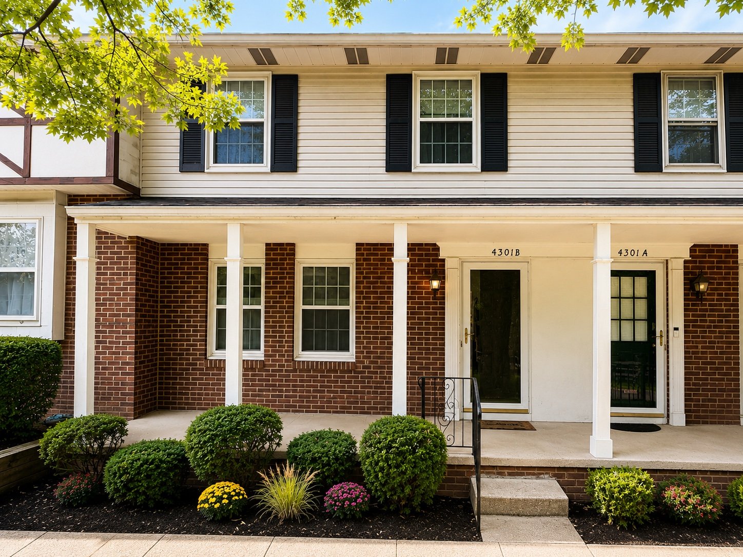 Stow Condo: 4301 Cox Dr