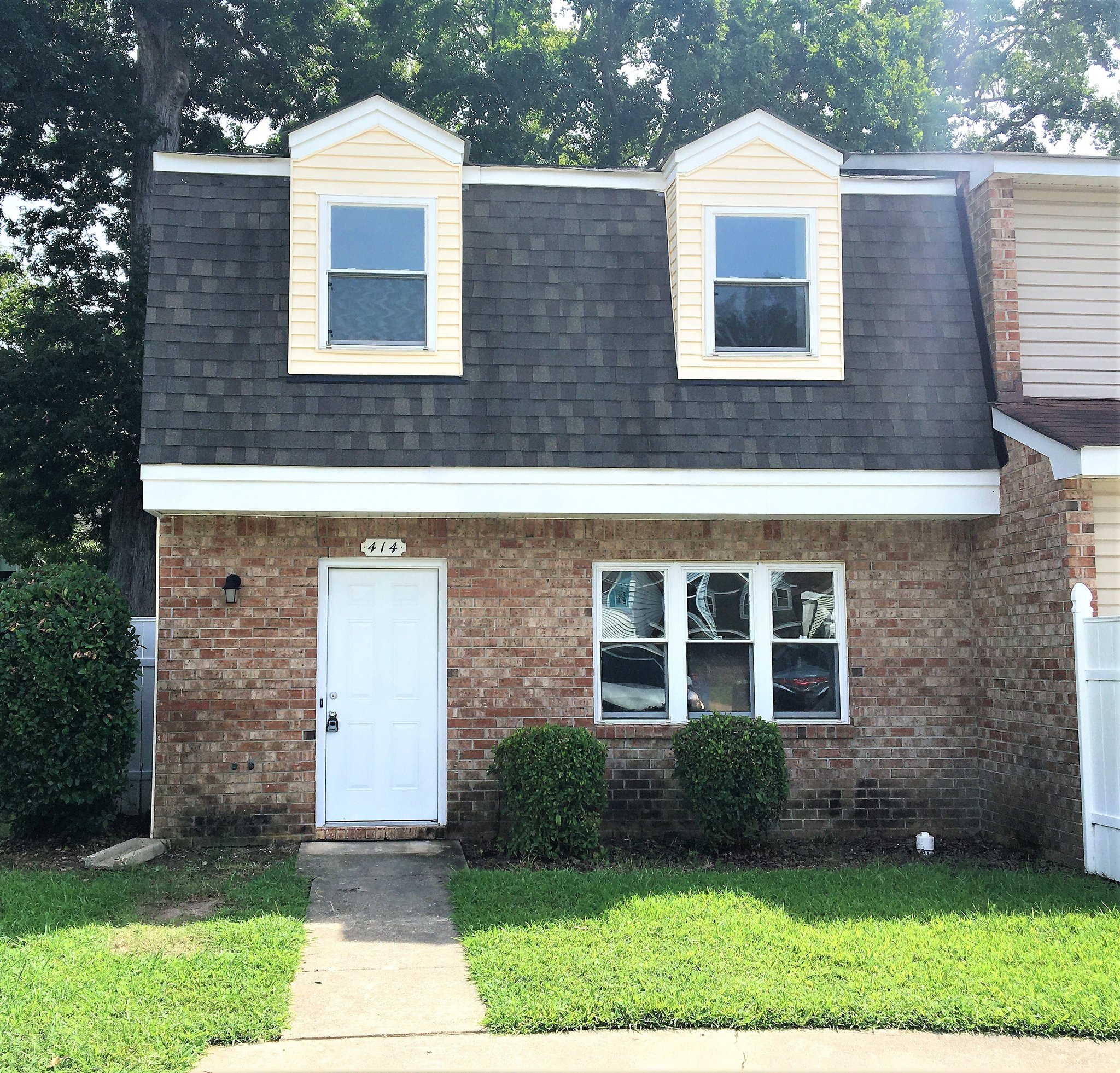 Virginia Beach Townhome: 414 Sedgewick Court