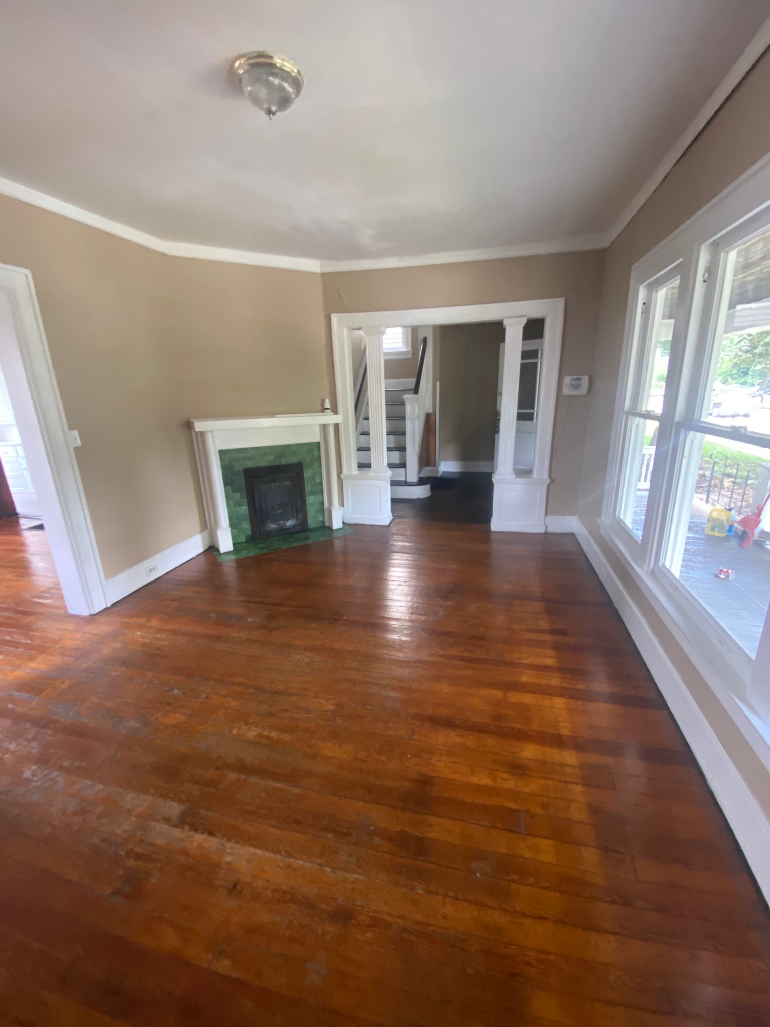 Dayton House: 633 Wellmeier Ave