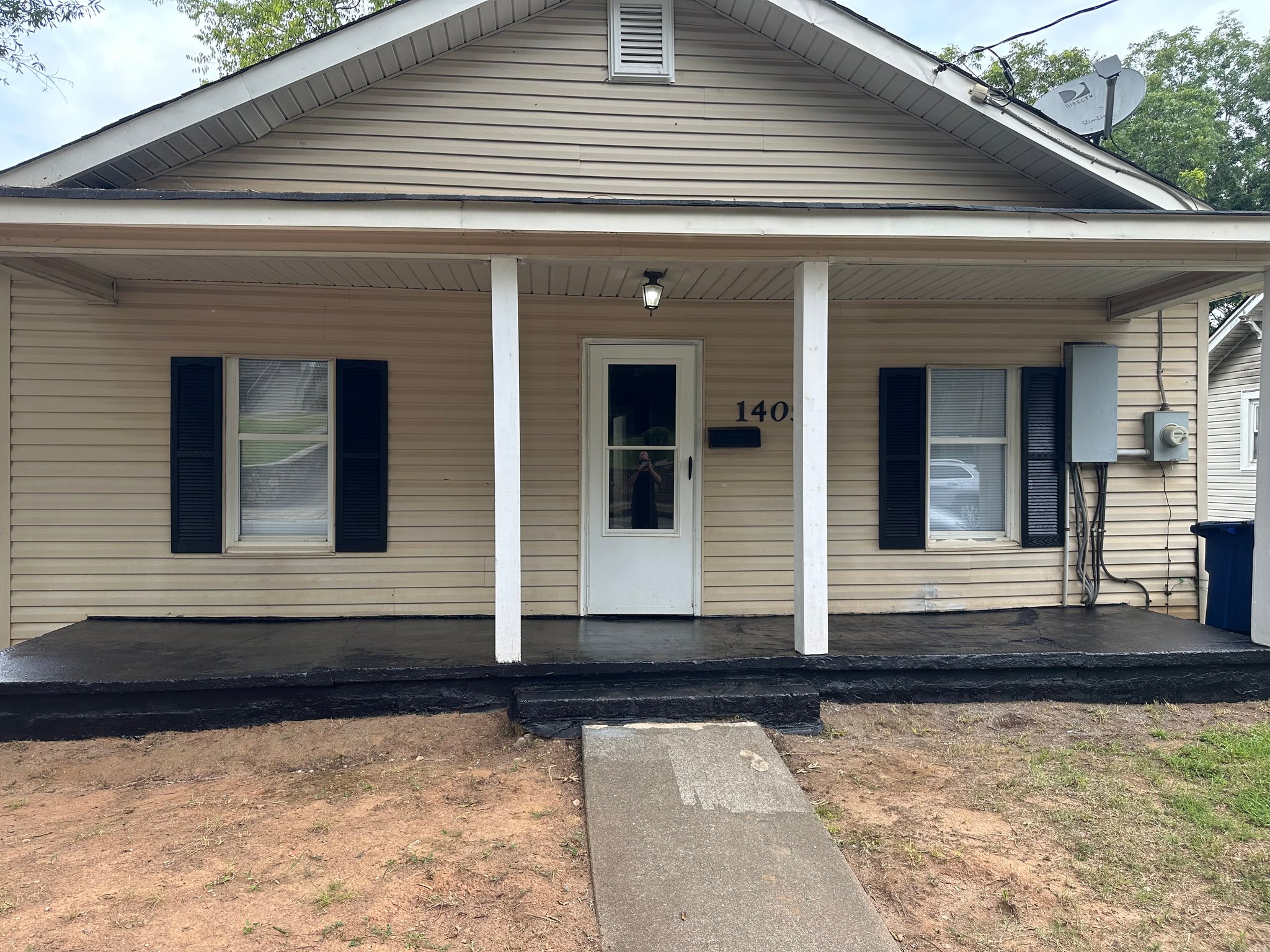 winston salem House: 1405 gholson ave