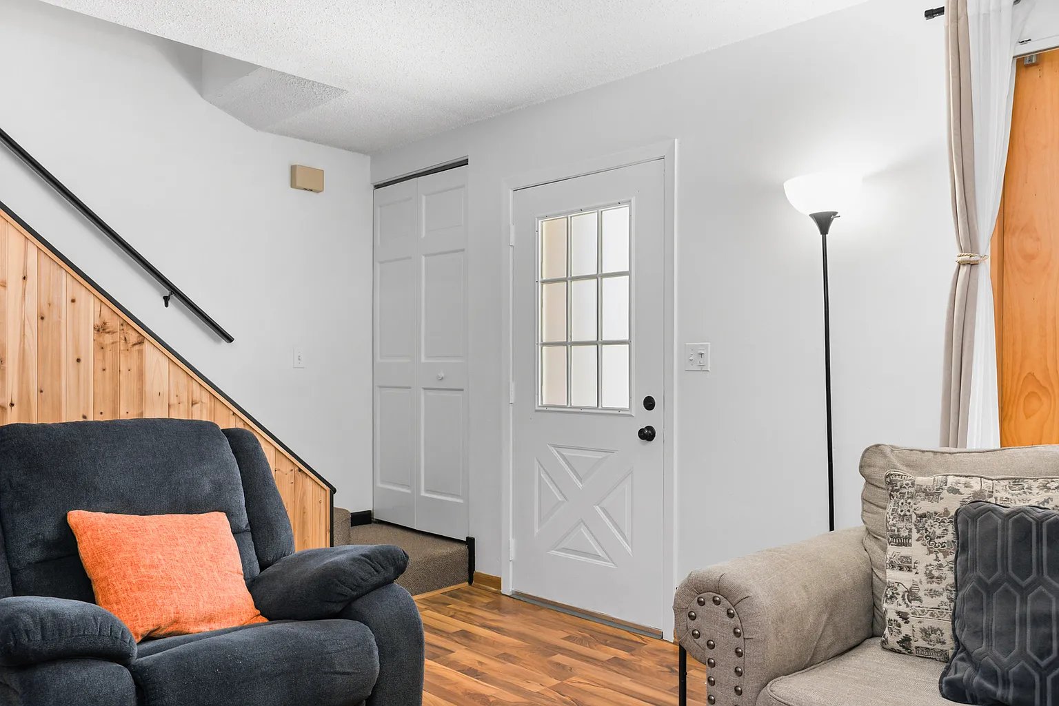 Aurora House: 3110 Timber Hill Ln