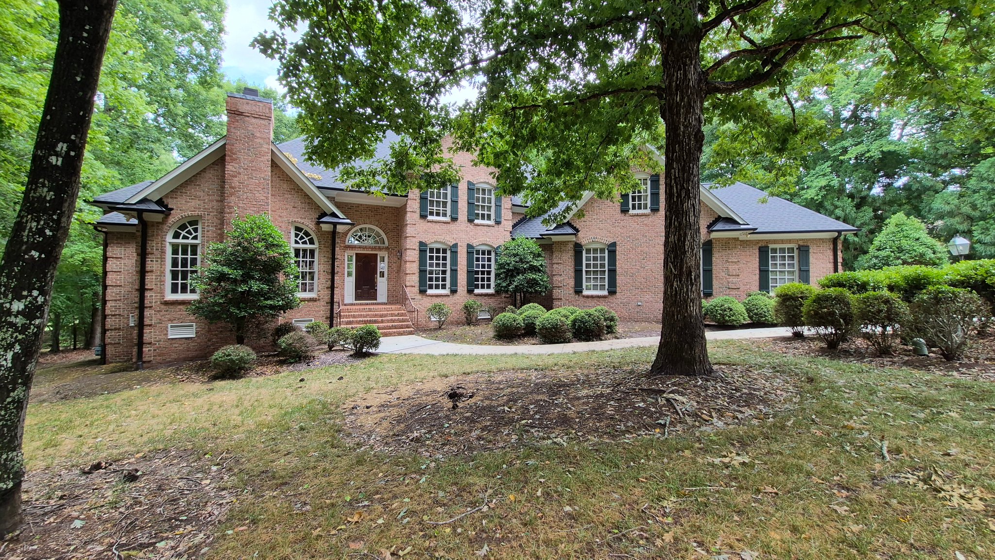 Durham House: 4413 Turnberry Cir